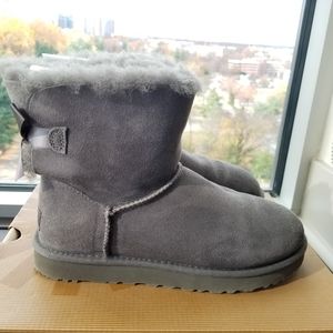 UGG Mini Bailey Bow